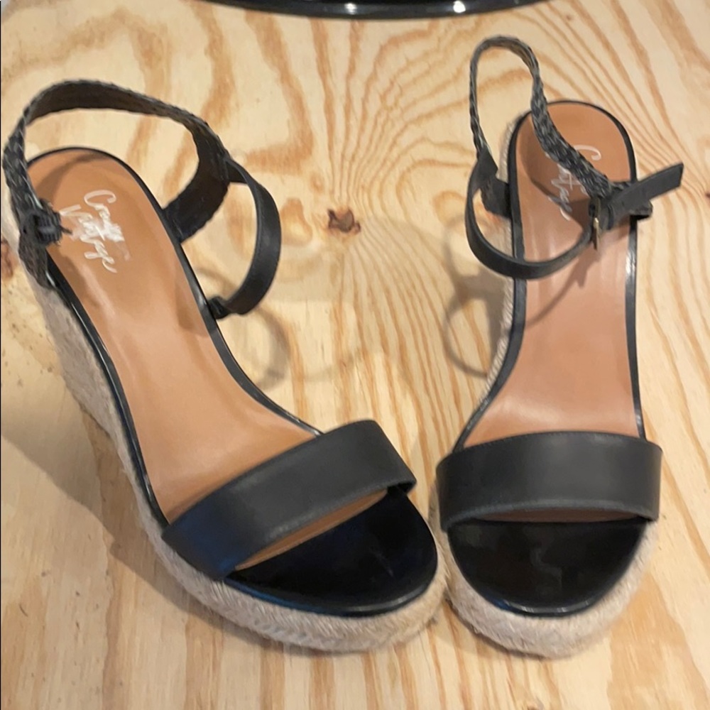 Crown vintage wedges